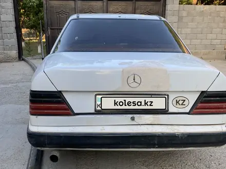 Mercedes-Benz E 200 1987 года за 1 000 000 тг. в Туркестан – фото 2