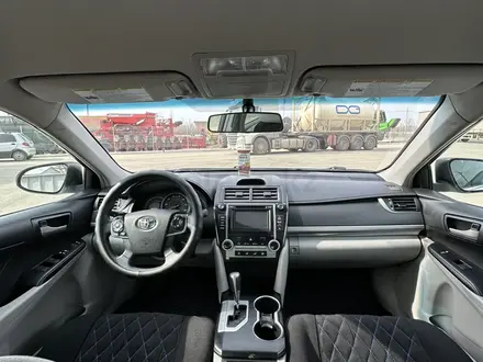 Toyota Camry 2014 года за 5 300 000 тг. в Уральск – фото 12
