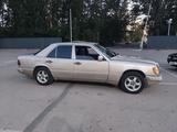 Mercedes-Benz E 260 1990 годаүшін1 500 000 тг. в Караганда – фото 2