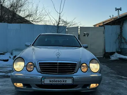 Mercedes-Benz E 320 1999 года за 6 000 000 тг. в Шымкент – фото 4