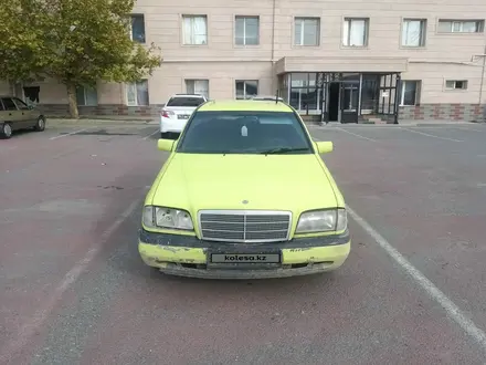 Mercedes-Benz C 280 1997 года за 3 500 000 тг. в Шымкент – фото 2