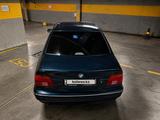 BMW 520 1998 года за 2 400 000 тг. в Алматы – фото 2