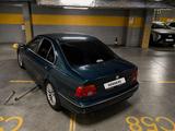 BMW 520 1998 года за 2 400 000 тг. в Алматы – фото 5