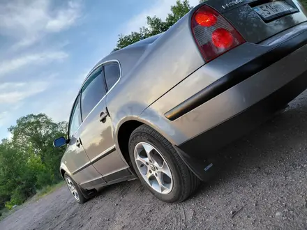 Volkswagen Passat 2001 года за 3 000 000 тг. в Караганда – фото 14