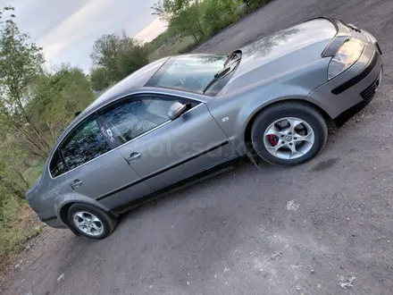 Volkswagen Passat 2001 года за 3 000 000 тг. в Караганда – фото 4