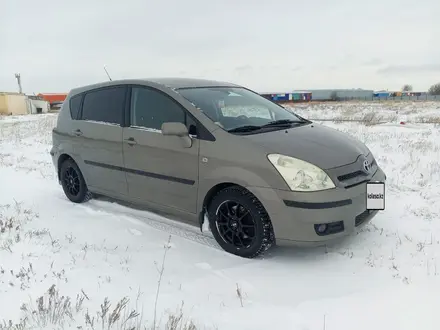 Toyota Corolla Verso 2004 года за 5 000 000 тг. в Актобе – фото 2