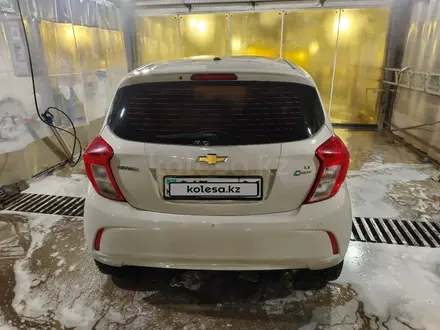 Chevrolet Spark 2016 года за 3 800 000 тг. в Астана – фото 3