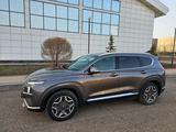 Hyundai Santa Fe 2023 года за 16 995 000 тг. в Караганда – фото 3