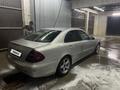 Mercedes-Benz E 240 2003 годаүшін3 000 000 тг. в Караганда – фото 3