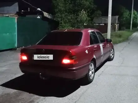 Mercedes-Benz C 180 1994 года за 900 000 тг. в Талдыкорган – фото 4