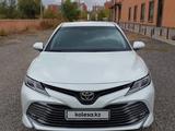 Toyota Camry 2021 годаfor15 000 000 тг. в Актобе