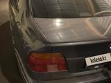 BMW 523 1996 года за 2 400 000 тг. в Алматы – фото 2