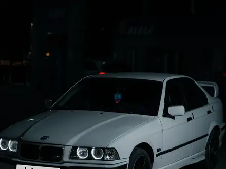 BMW 325 1996 годаүшін2 500 000 тг. в Жезказган