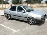 Volkswagen Vento 1992 года за 1 100 000 тг. в Шымкент – фото 2