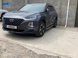 Hyundai Santa Fe 2019 года за 10 500 000 тг. в Шымкент – фото 2