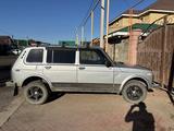 ВАЗ (Lada) Lada 2131 (5-ти дверный) 2013 годаүшін2 000 000 тг. в Астана