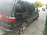 Ford Galaxy 1997 года за 1 500 000 тг. в Петропавловск – фото 2