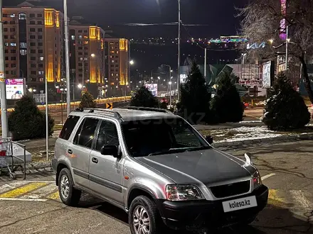 Honda CR-V 1997 года за 2 400 000 тг. в Алматы – фото 2