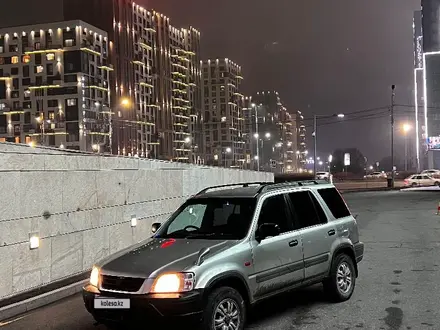 Honda CR-V 1997 года за 2 400 000 тг. в Алматы – фото 5