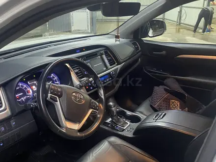 Toyota Highlander 2018 года за 13 800 000 тг. в Тараз – фото 6