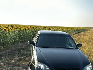 Subaru Legacy, 2004