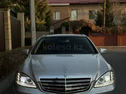 Mercedes-Benz S 500 2005 года за 6 200 000 тг. в Караганда – фото 10