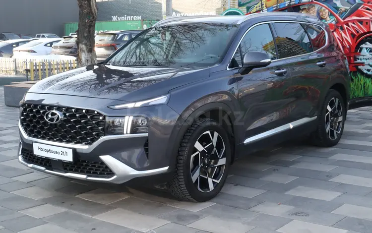 Hyundai Santa Fe 2022 года за 18 950 000 тг. в Алматы