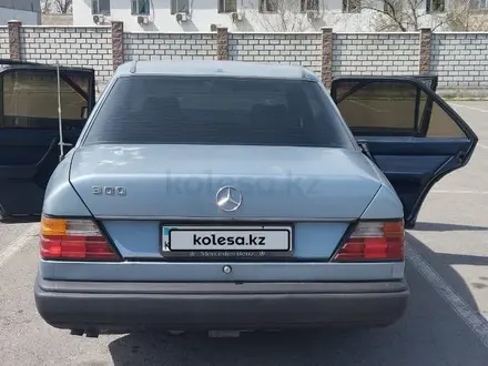 Mercedes-Benz E 300 1988 годаүшін1 250 000 тг. в Талдыкорган – фото 2