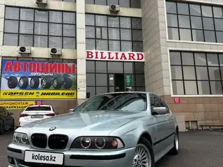 BMW 528