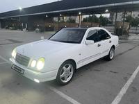 Mercedes-Benz E 280 1998 годаfor2 800 000 тг. в Алматы