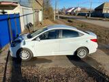 Hyundai Solaris 2013 года за 4 600 000 тг. в Уральск – фото 2