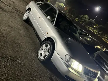 Audi A6 1995 года за 4 000 000 тг. в Алматы – фото 4