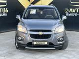 Chevrolet Tracker 2014 года за 6 250 000 тг. в Атырау – фото 2