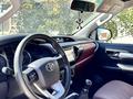 Toyota Hilux 2021 годаfor19 500 000 тг. в Жанаозен – фото 6