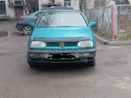 Volkswagen Golf 1994 года за 1 800 000 тг. в Астана