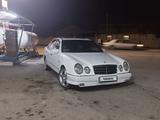 Mercedes-Benz E 230 1995 года за 2 950 000 тг. в Тараз – фото 2