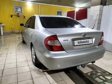 Toyota Camry 2003 года за 5 000 000 тг. в Атырау – фото 3