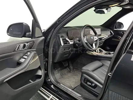 BMW X7 XDrive 40i 2023 года за 49 000 000 тг. в Алматы – фото 10
