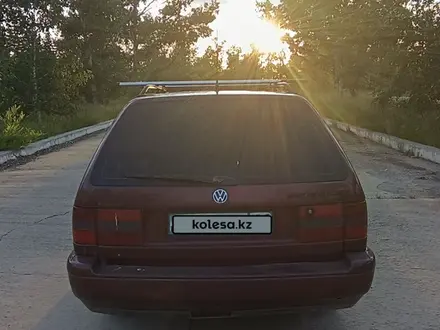 Volkswagen Passat 1993 года за 1 800 000 тг. в Семей – фото 7