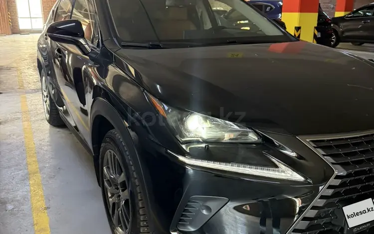 Lexus NX 300 2021 годаfor21 000 000 тг. в Астана