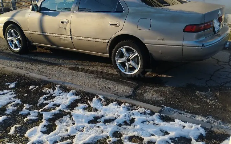 Toyota Camry 1999 годаүшін3 000 000 тг. в Сарканд