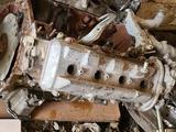 Мотор Не исправный 4,7 VVT-I V8 за 700 000 тг. в Атырау – фото 4