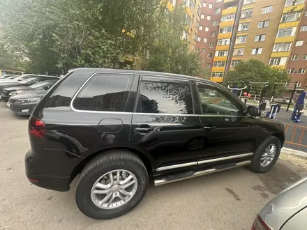 Volkswagen Touareg 2006 года за 5 000 000 тг. в Астана – фото 4