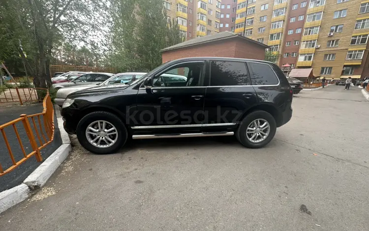 Volkswagen Touareg 2006 года за 5 000 000 тг. в Астана