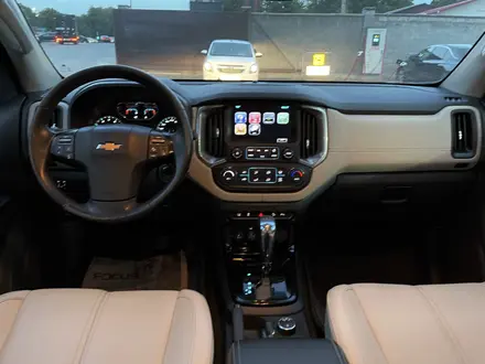 Chevrolet TrailBlazer 2022 года за 13 500 000 тг. в Алматы – фото 25