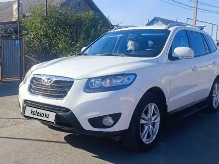 Hyundai Santa Fe 2010 года за 8 000 000 тг. в Аксай – фото 2