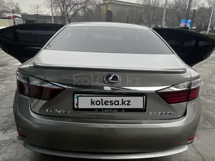 Lexus ES 300h 2015 года за 13 950 000 тг. в Алматы – фото 6