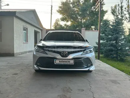 Toyota Camry 2019 года за 16 000 000 тг. в Тараз – фото 2