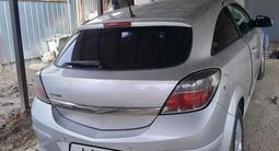 Opel Astra 2010 года за 2 700 000 тг. в Алматы – фото 2
