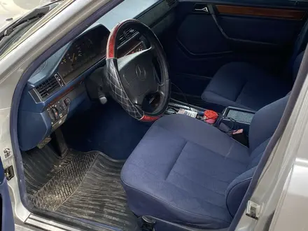 Mercedes-Benz E 280 1995 года за 1 800 000 тг. в Алматы – фото 5